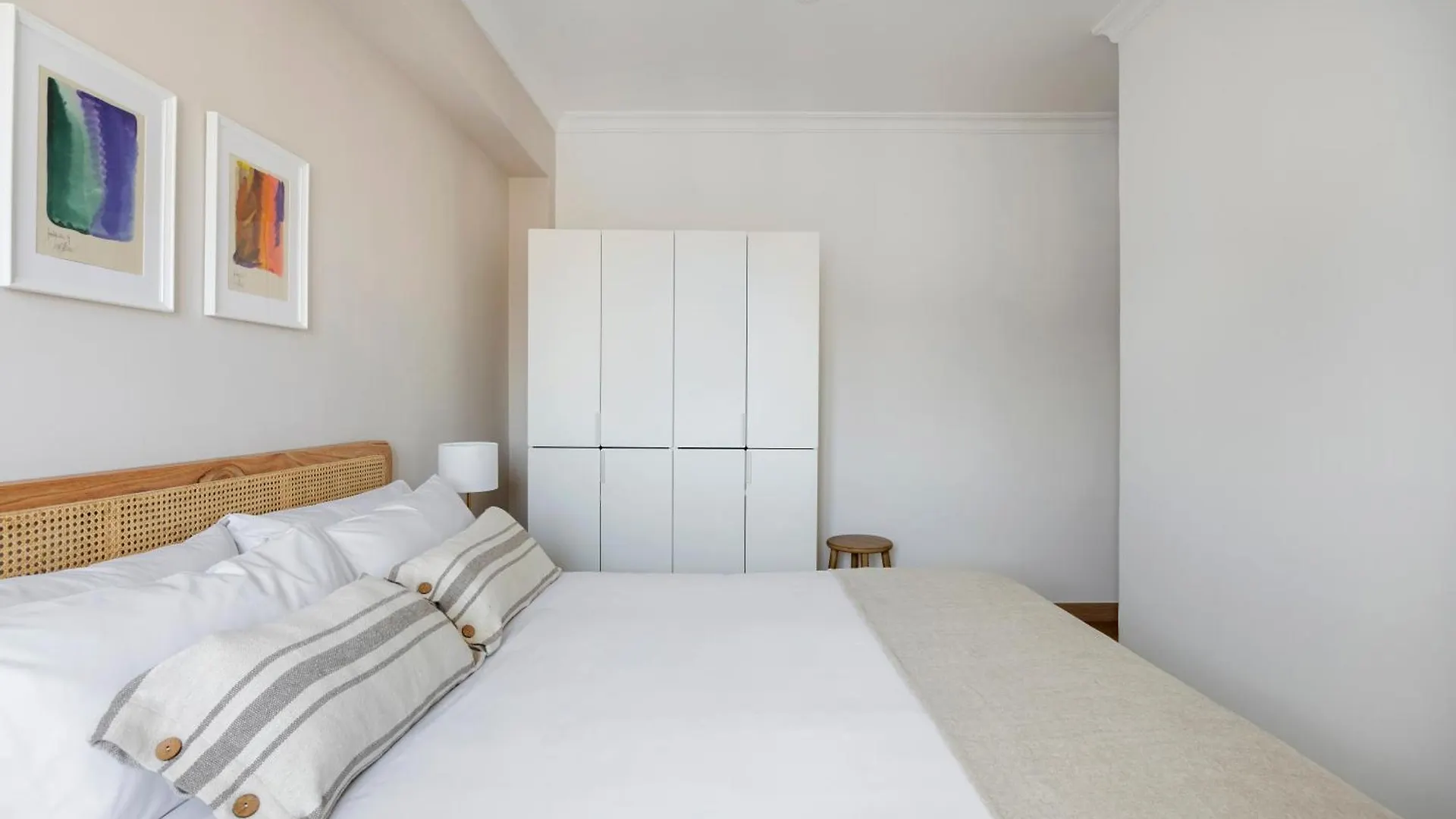 Amazing 3Bdr Apt In Cornella 1 Mins From Metro Cornella de Llobregat