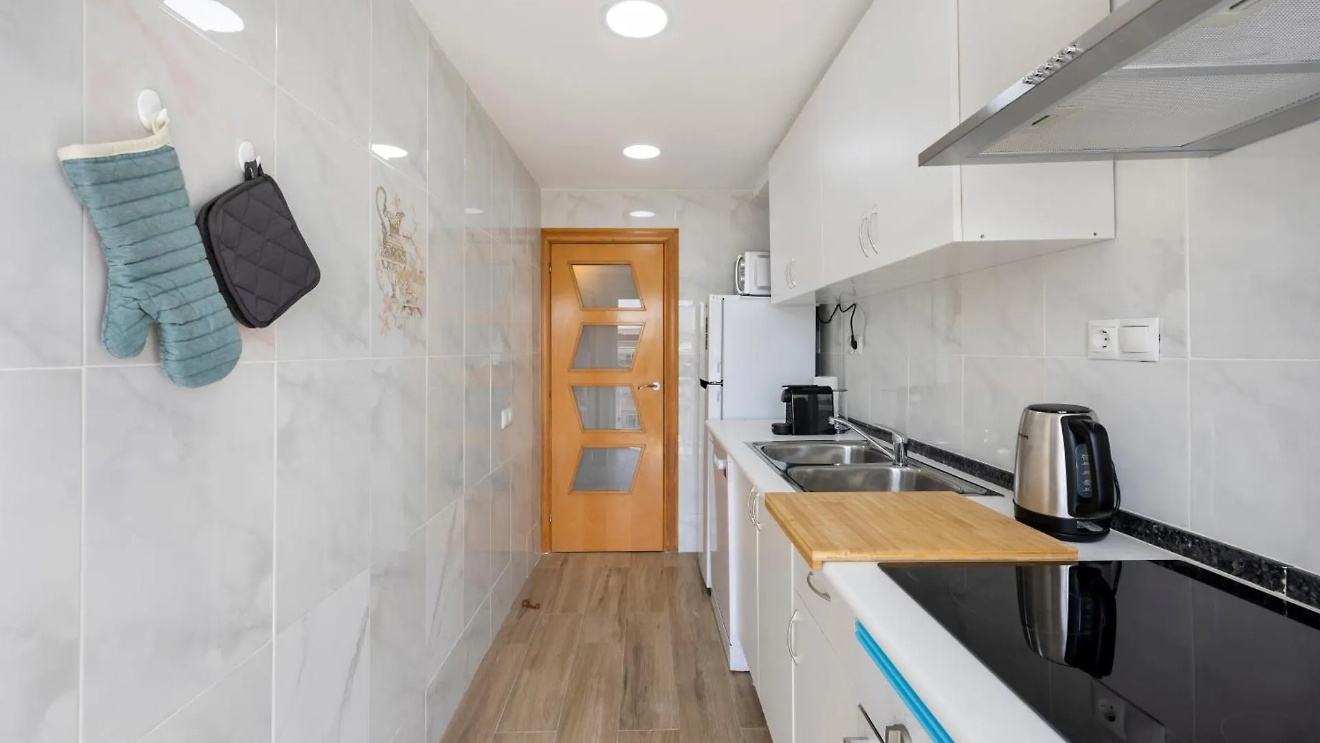 Amazing 3Bdr Apt In Cornella 1 Mins From Metro Cornella de Llobregat