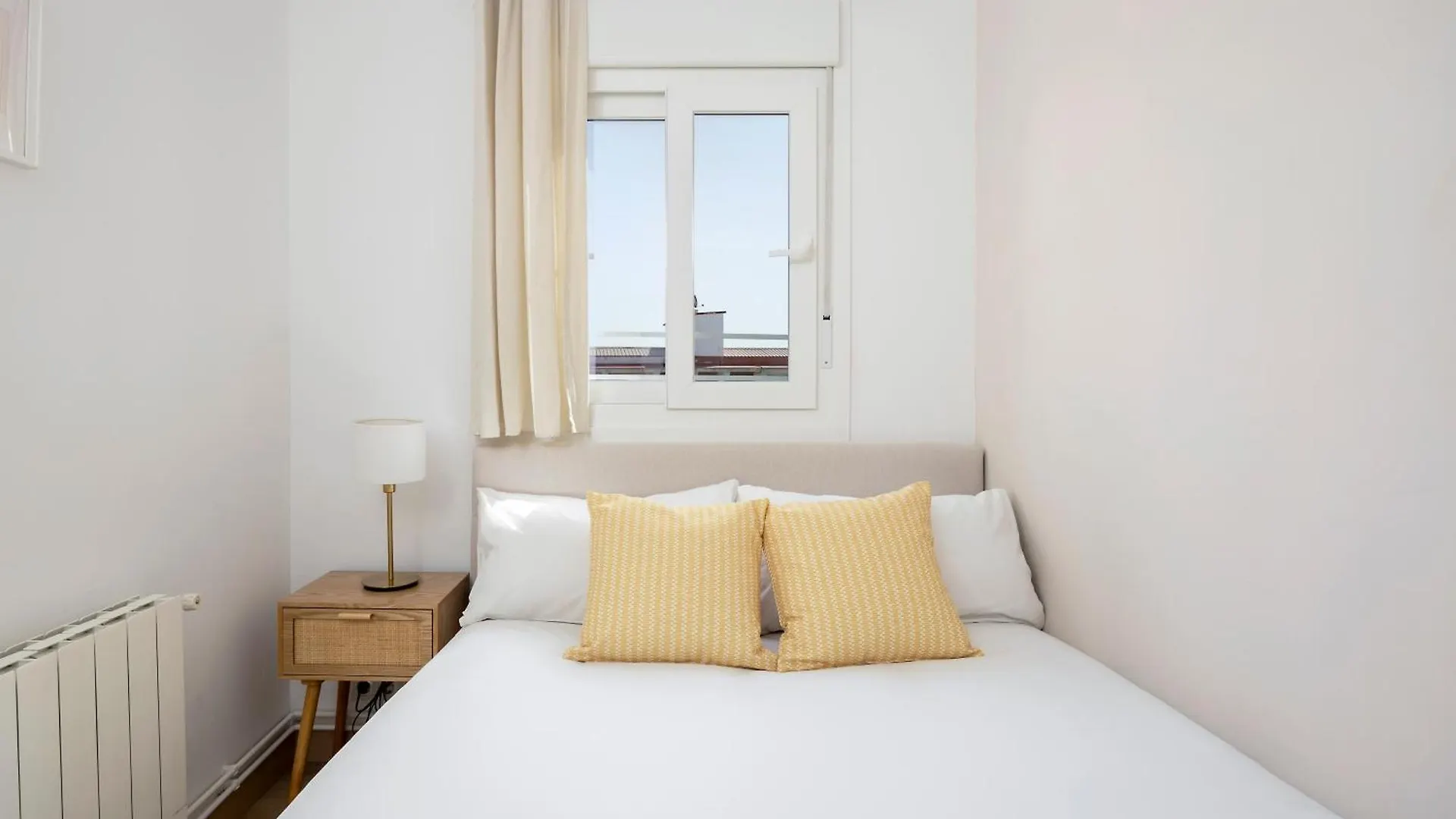 Apartment Amazing 3Bdr Apt In Cornella 1 Mins From Metro Cornella de Llobregat